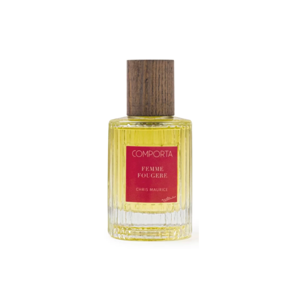 Perfume cilíndrico, líquido dorado, tapa de madera, etiqueta roja, Femme Fougere en letras blancas.