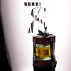Aquí tienes algunas opciones de texto ALT, considerando la optimización SEO, la descripción del producto y el enfoque emocional: **Opción 1 (Énfasis en la experiencia):** `Sunset Yoko Eau de Parfum ALMAH: Un atardecer en tu piel. Aroma sensual y cálido. Descúbrelo ahora.` **Opción 2 (Énfasis en la marca y el beneficio):** `ALMAH Sunset Yoko: El perfume que captura la
