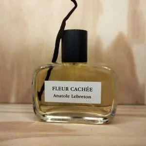 Fleur Cachée