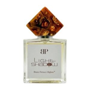 Light and Shadow de Bruno Perrucci, extrait de parfum amaderado aromático de lavanda, neroli y vetiver, en 7 Sense Parfums El Salvador