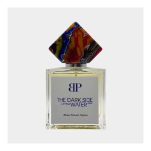 The Dark Side of the Water de Bruno Perrucci, extrait de parfum floral de flor de azahar, osmanthus y oud, en 7 Sense Parfums El Salvador