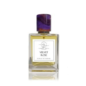 Velvet Rose de Claudio Zucca, perfume floral cuero de frambuesa, rosa centifolia y cuero